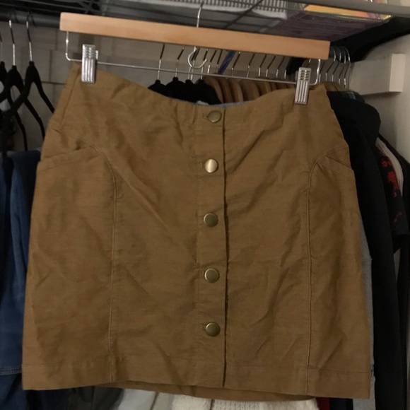 button-up corduroy mini skirt! - Picture 2 of 2
